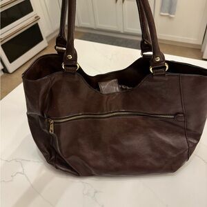 Elegant Brown Leather Tote Bag